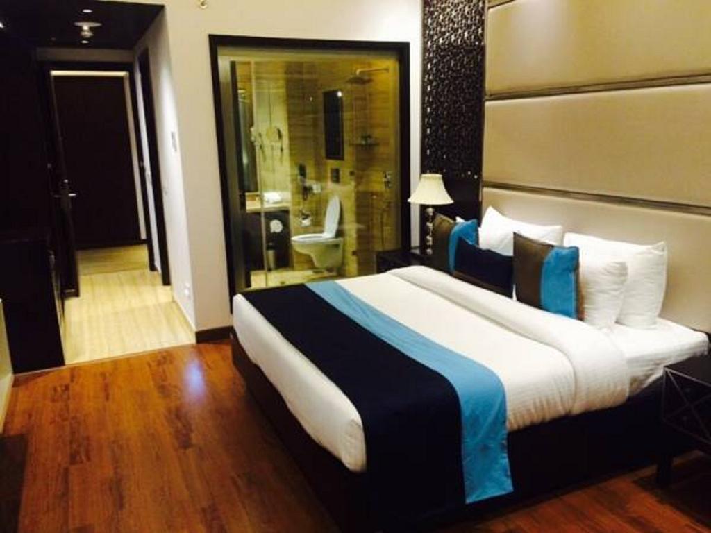 Hotel Delite Grand Faridabad Exterior foto