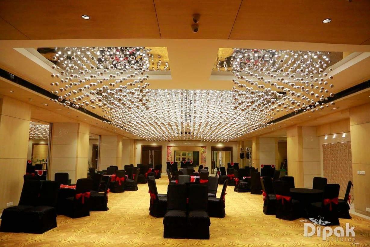 Hotel Delite Grand Faridabad Exterior foto
